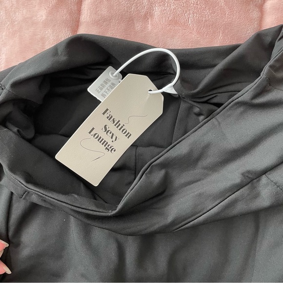 Brand new tennis skirt with pockets - Picture 6 of 6
